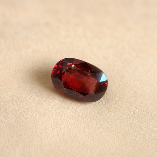 Spinello naturale Ovale - Burma - No heating 2.31 ct