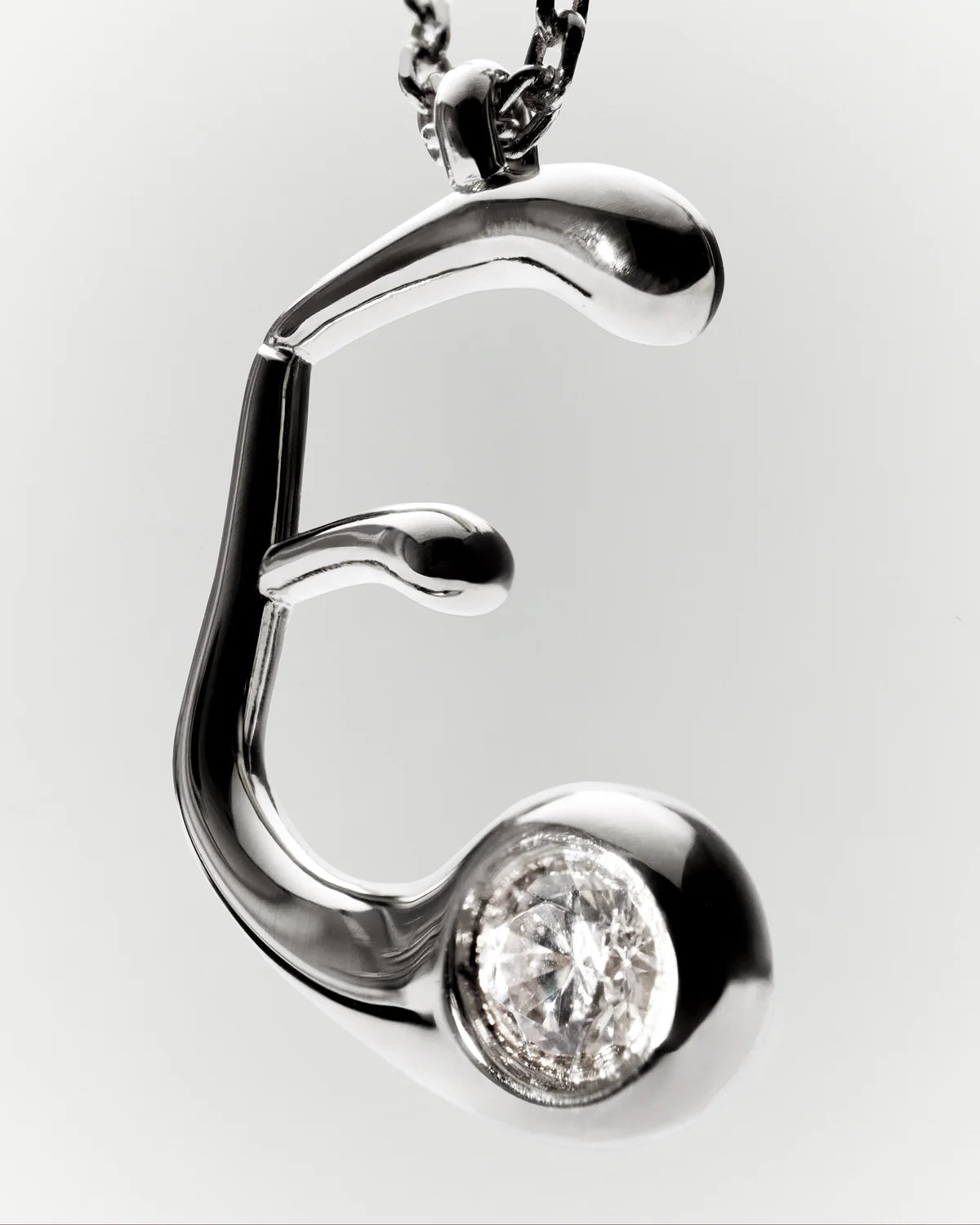 PDPAOLA - Collana con ciondolo in argento con l’iniziale E