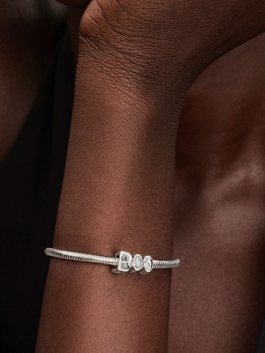 Pandora Charm "BOO" che si illumina al buio