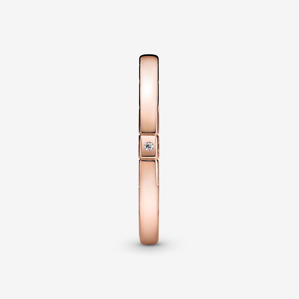 Pandora Anello Cuori e logo