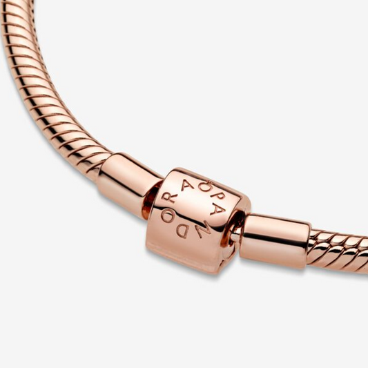 Pandora Bracciale Moments con maglia snake e chiusura a barile