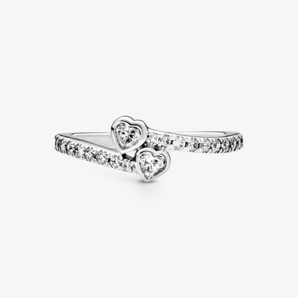 Pandora Anello due cuori scintillanti