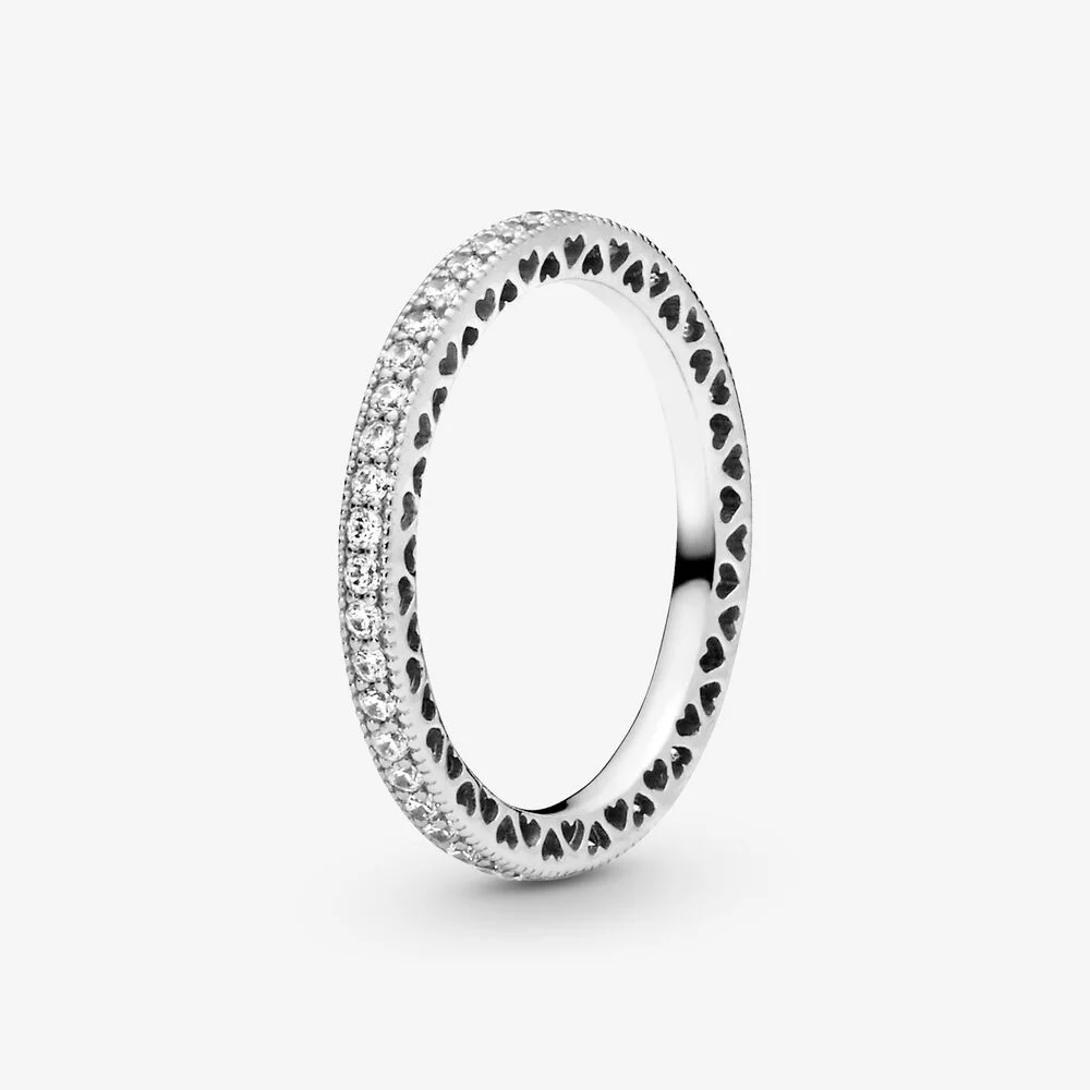 Pandora Anello pietre scintillanti e cuori