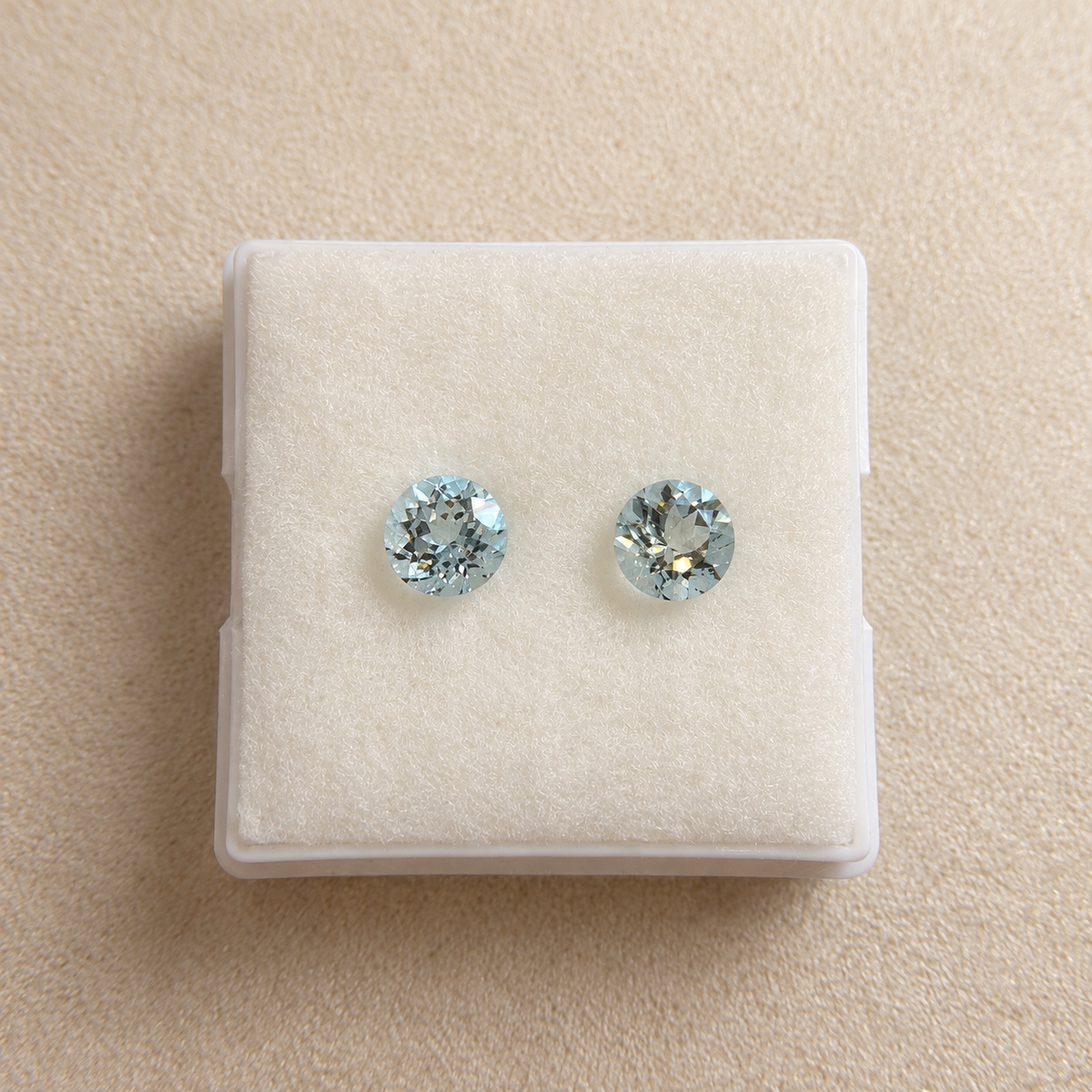 Acquamarina - Coppia di Acquamarine taglio tondo - 2.40 ct