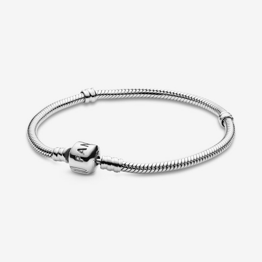 Pandora Bracciale Pandora Moments chiusura Barile grande con maglia snake.