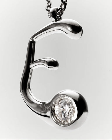 PDPAOLA - Collana con ciondolo in argento con l’iniziale E