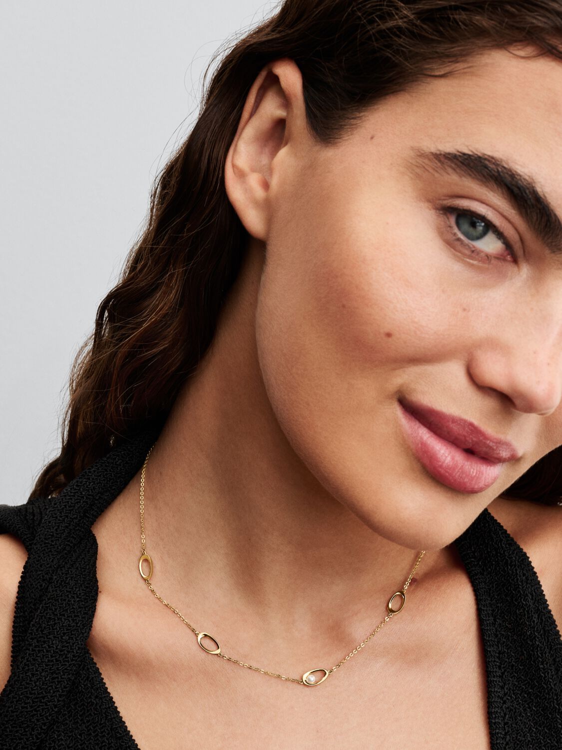 Pandora Collana Ovali Linea Sinuosa e Perla D'Acqua Dolce Coltivata
