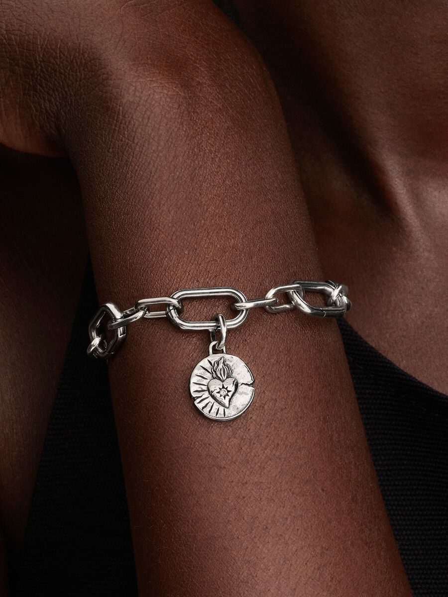 Pandora Charm Medallion Cuore Sacro "Amor Vincit Omnia"