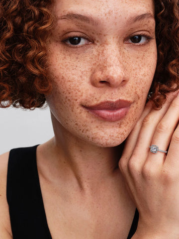 Pandora Anello Punto Luce Quadrato e Pavè