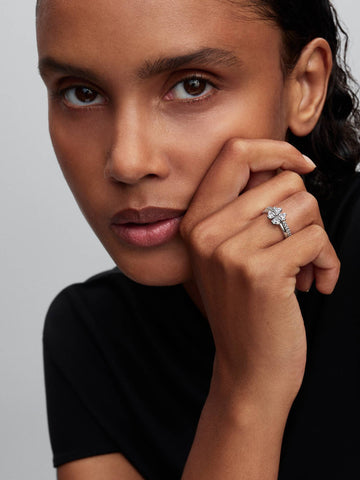 Pandora Anello Quadrifoglio Luminoso Divisibile