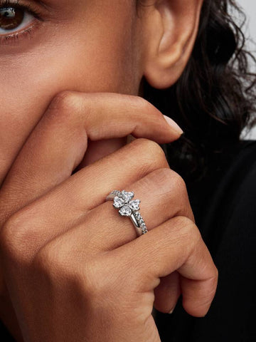 Pandora Anello Quadrifoglio Luminoso Divisibile