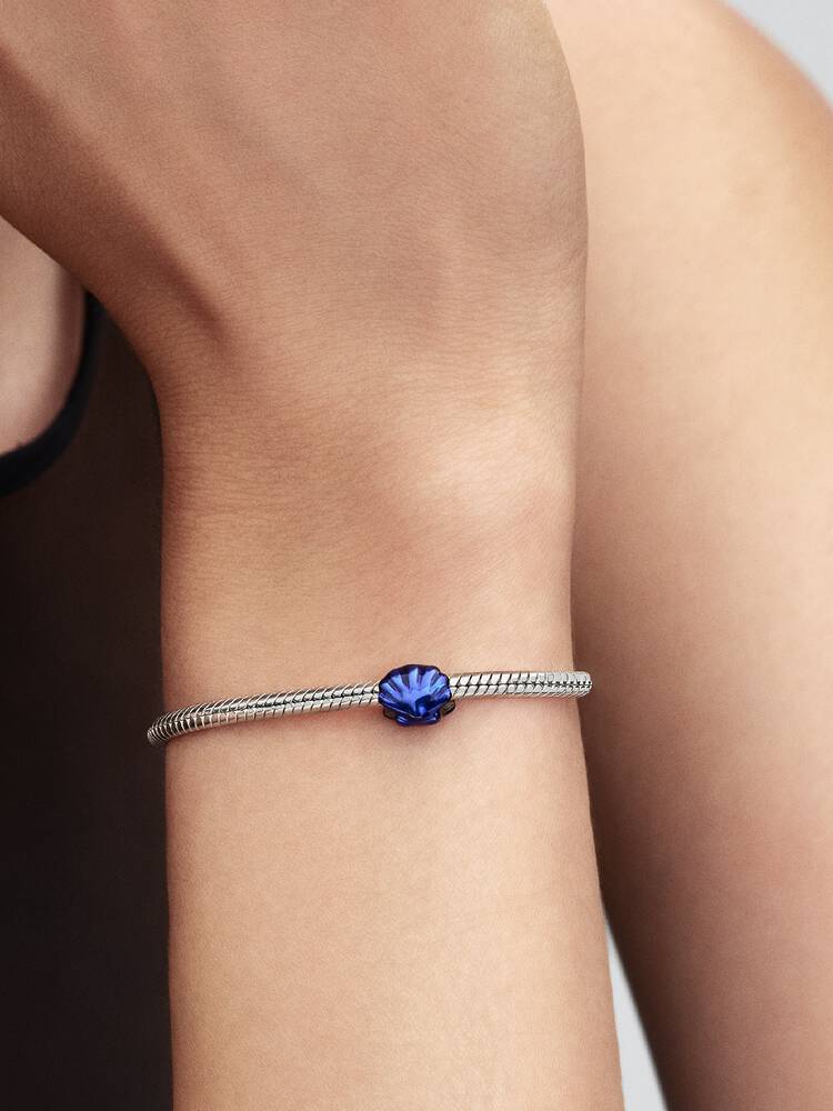Pandora Mini Charm Conchiglia effetto metallico blu