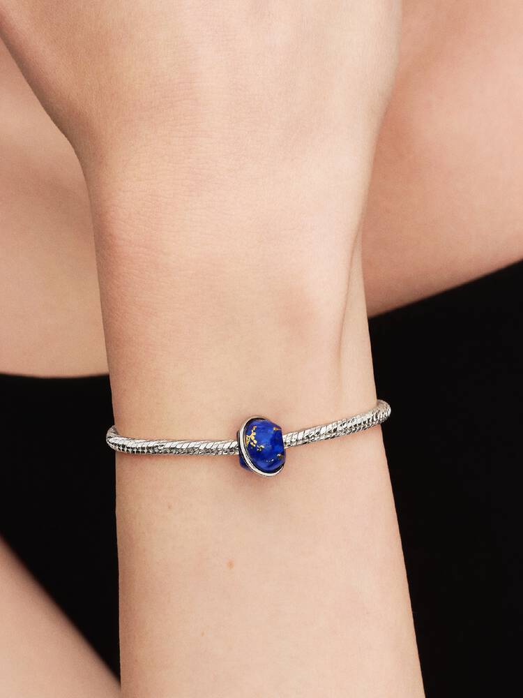 Pandora Charm Pianeta Blu con finitura in platino