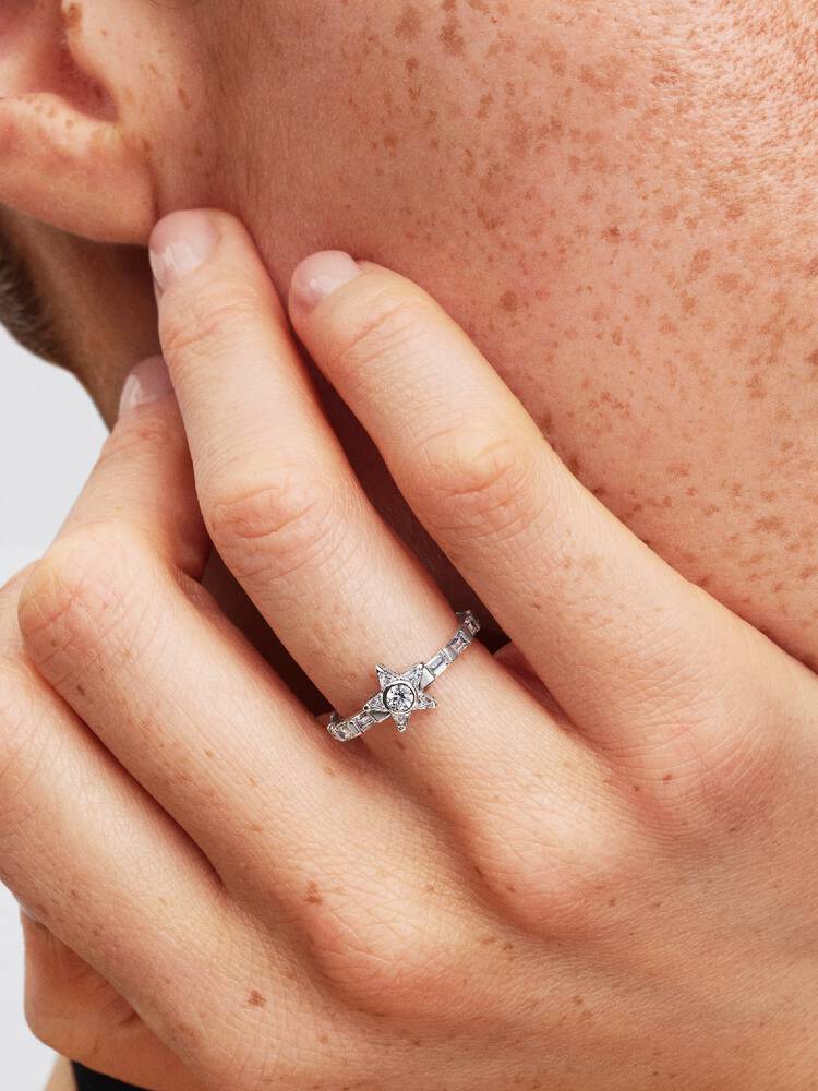 Pandora Anello Stella Luminosa