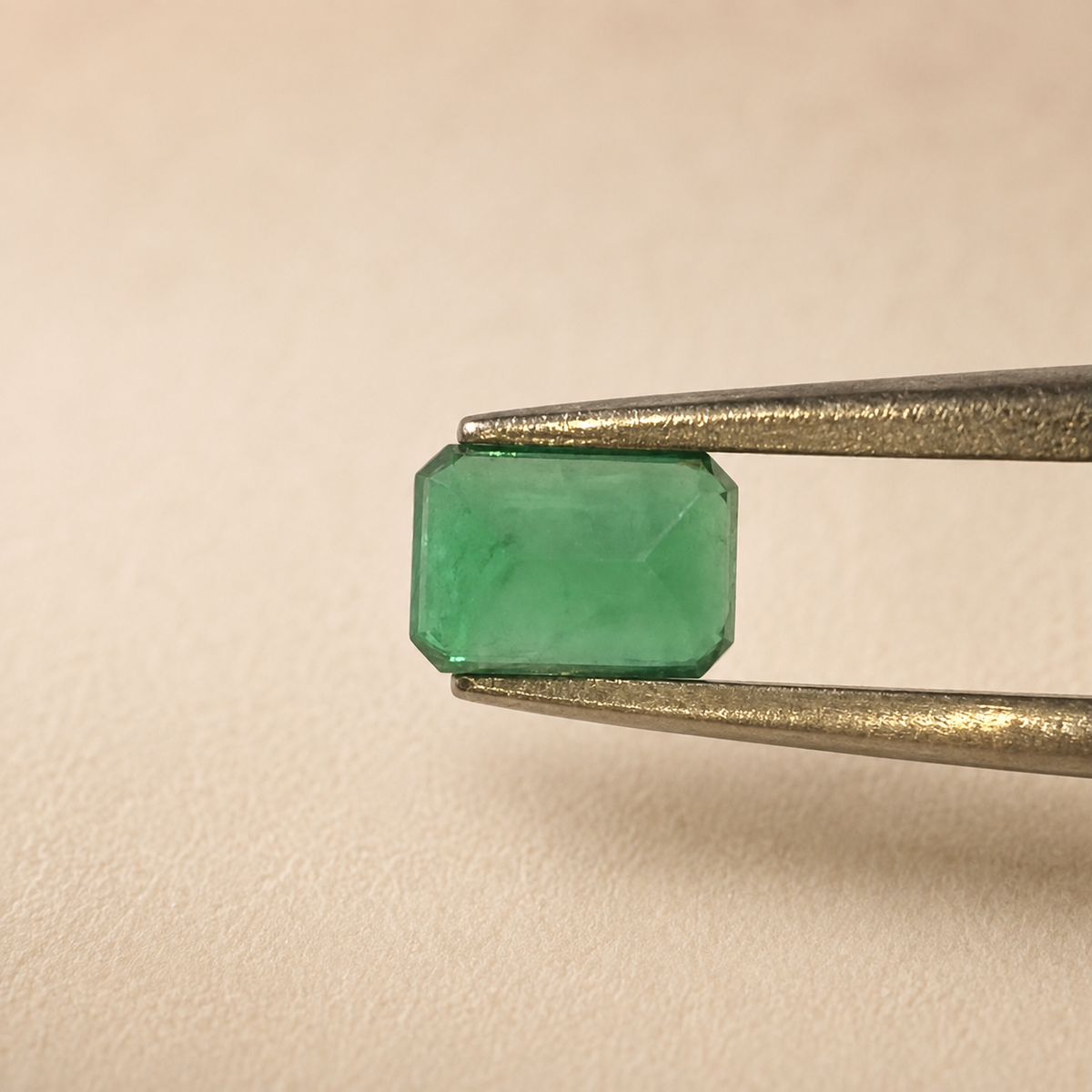 Smeraldo - Smeraldo naturale Zambia - 0.69 ct