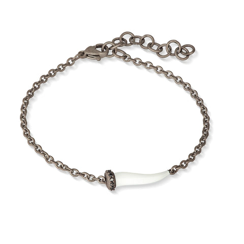 MANO-J - BRACCIALE CHARMS CON CORNETTO SMALTATO BIANCO IN TITANIO, 5 BLACK E CATENA