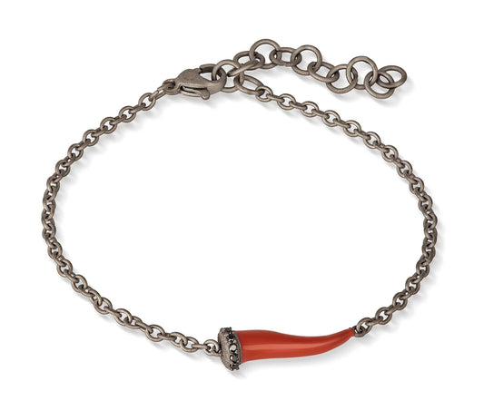 MANO-J - BRACCIALE CHARMS CON CORNETTO SMALTATO ROSSO IN TITANIO, 5 BLACK E CATENA