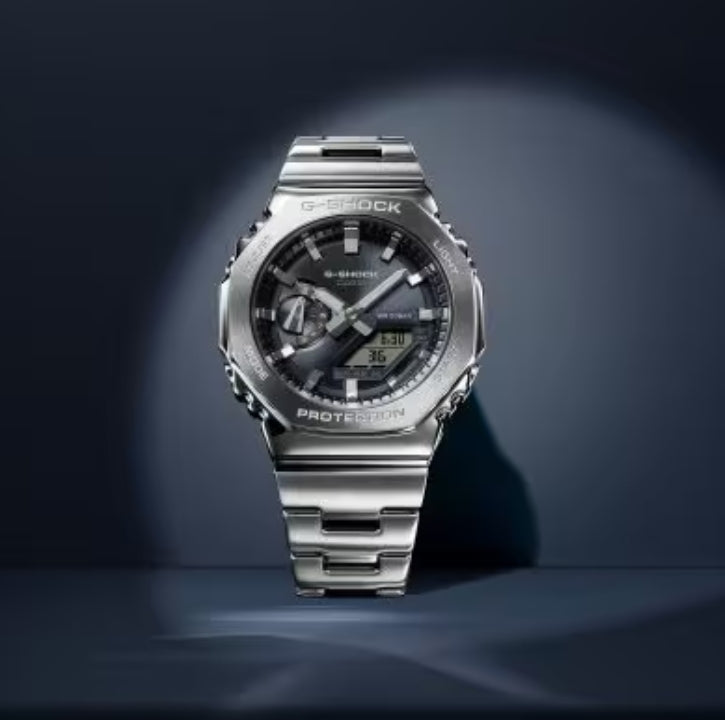 Casio - G-SHOCK Serie GM-2110D-8A