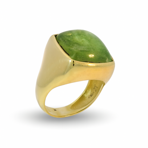 COZZARI 1946 - Anello Artigianale con Peridoto verde taglio cabochon.