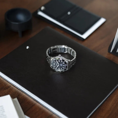 Montblanc Orologio 1858 Ice Sea Automatic Date Black