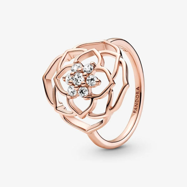 Pandora Anello scenografico Petali di rosa