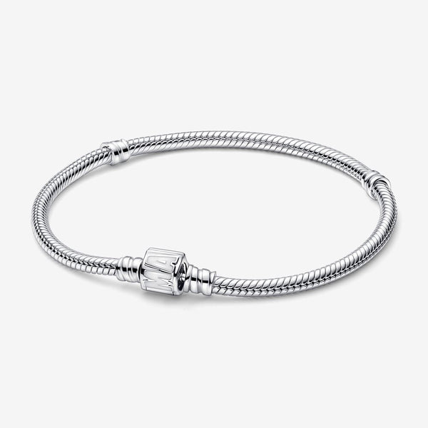 Pandora Marvel, Bracciale con Logo