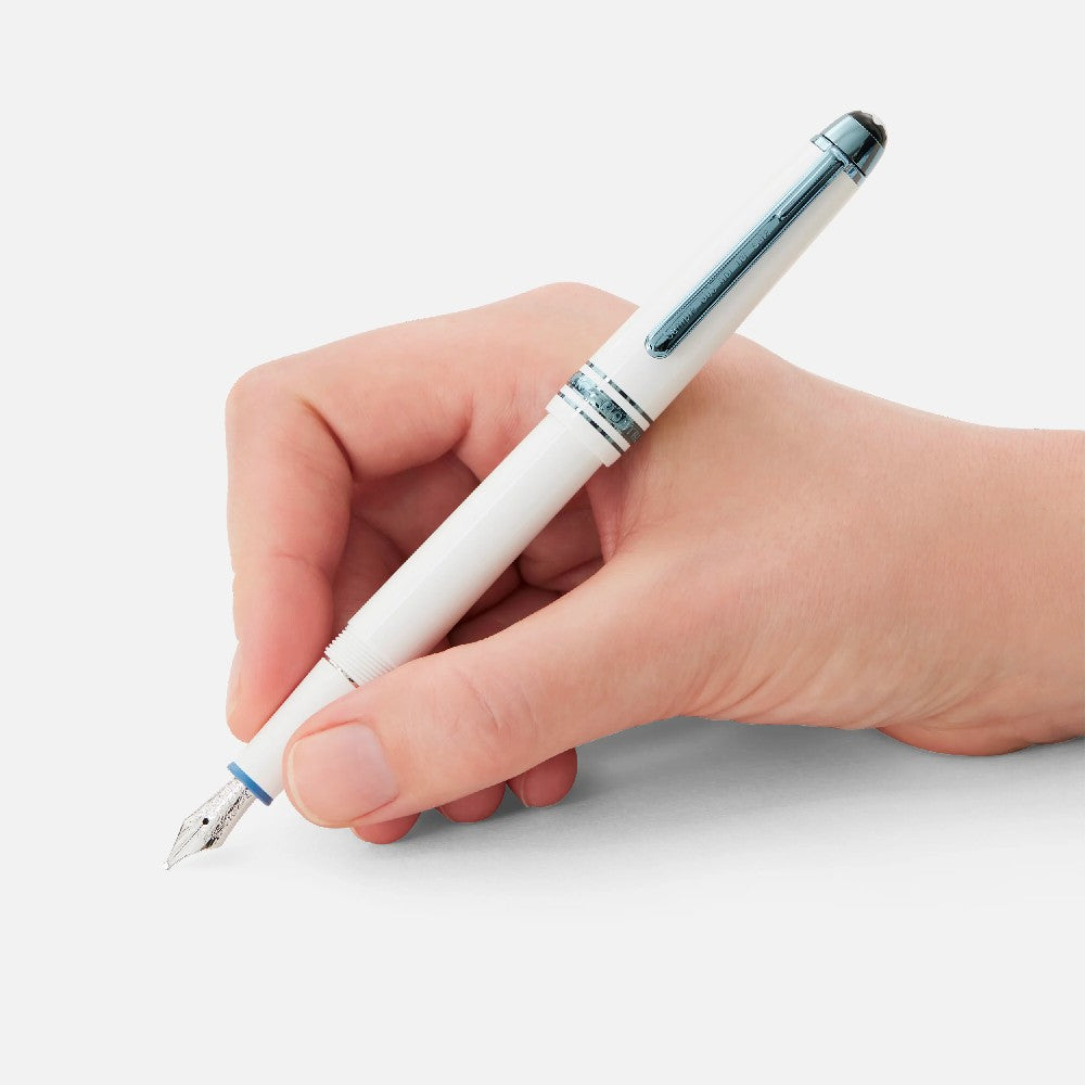 Montblanc -  Penna Stilografica Meisterstück Glacier Classique bianca