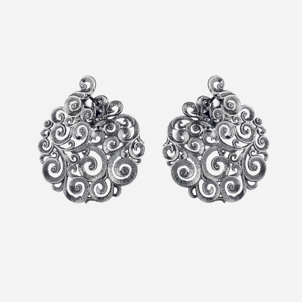 Maria e Luisa Jewels Orecchini in argento brunito, rosone tondo grande e chiusura a scomparsa