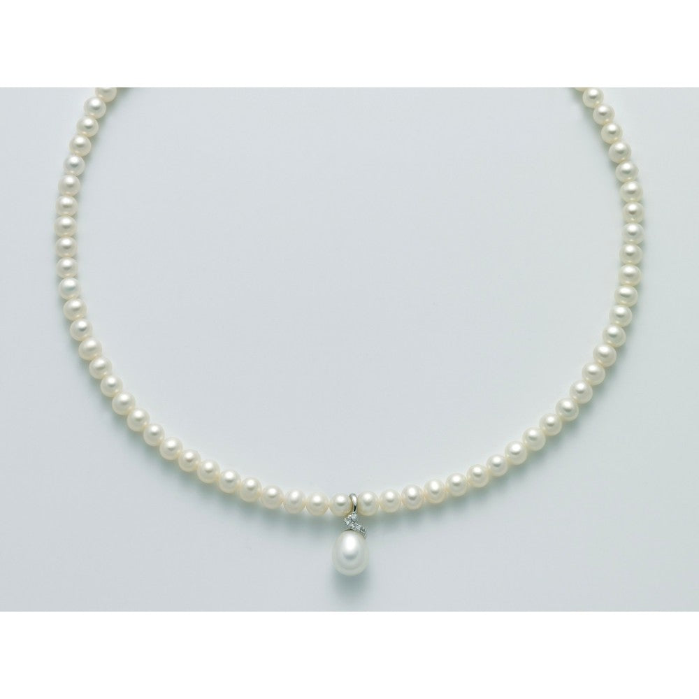 Miluna - Collana di perle con pendente di perla e diamanti